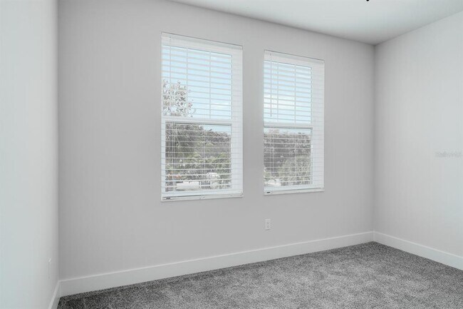 Building Photo - 410 Finn Wy