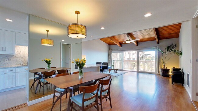 Welcome! - 6542 Ocean Crest Dr