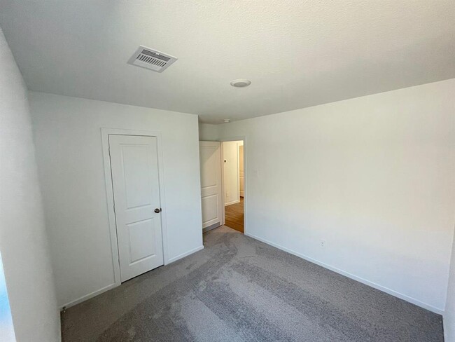 Building Photo - 14911 Ascot Bend Cir