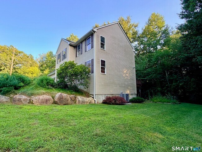 Building Photo - 793 Colonel Ledyard Hwy