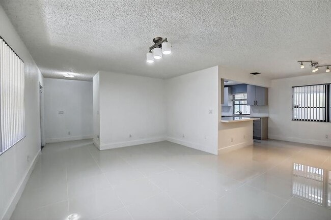Building Photo - 8201 SW 57th St
