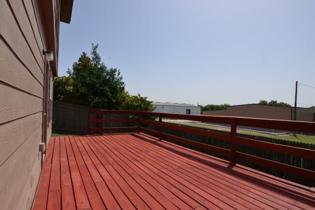 Building Photo - 11525 Autumn Ash Dr