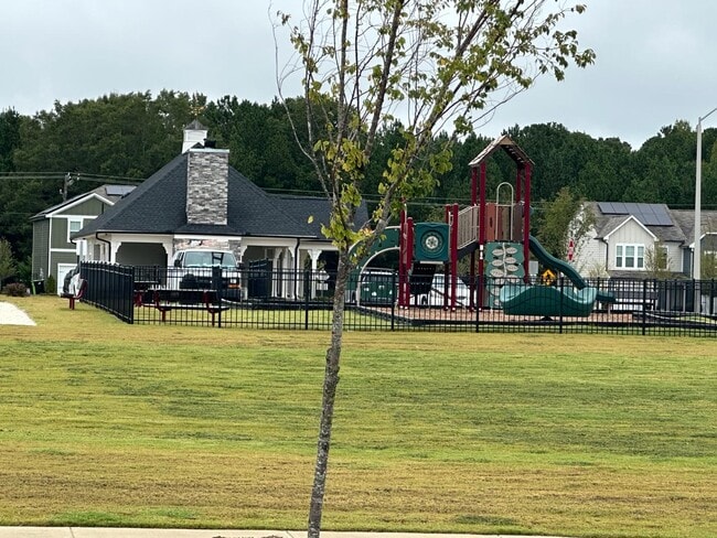 Building Photo - 1632 Laforce Cv