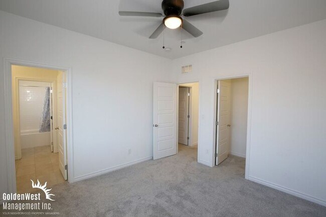 Building Photo - Newly Built 3Bdm 2.5Ba Home with Private Backyard in Prime Location.