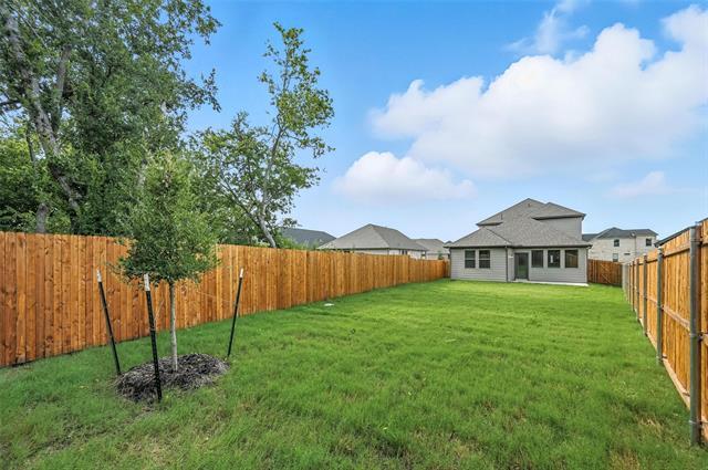Building Photo - 806 Pne Bch Dr