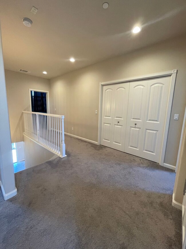 Building Photo - Four Bedroom, Two and a Half Bath Home