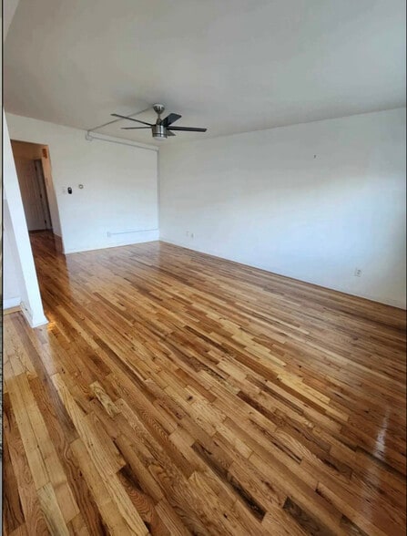 Building Photo - 69-19 43rd Ave