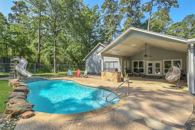Building Photo - 44 Lake Forest Cir