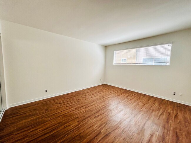 Interior Photo - bag373