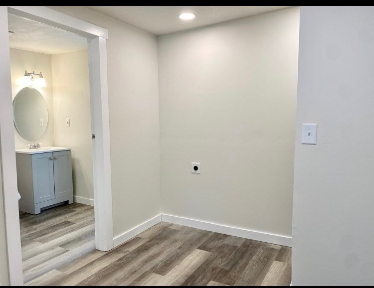 Laundry hookup - 2611 4th Ave