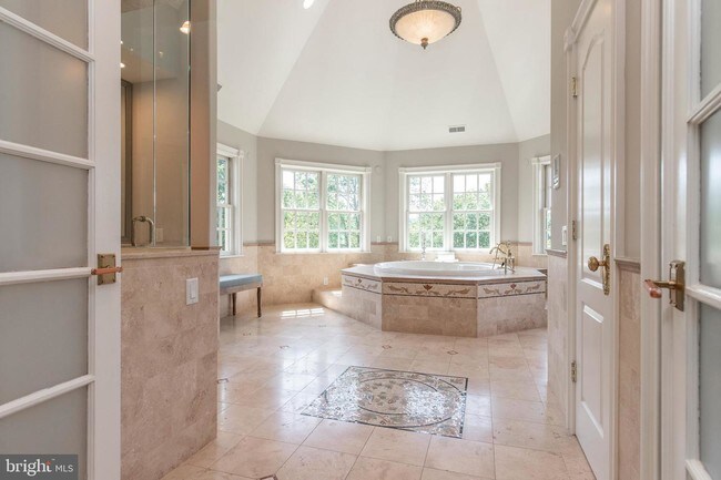 Building Photo - 2115 Pony Trail Dr