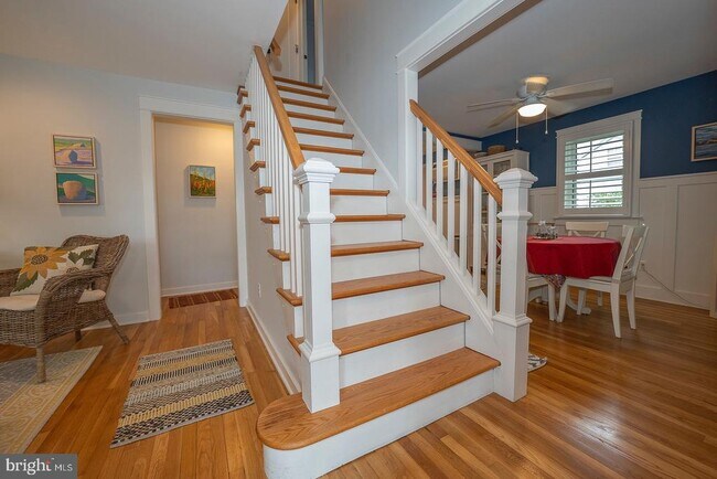 Building Photo - 533 Monument Ave