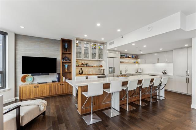 Building Photo - 3030 McKinney Ave