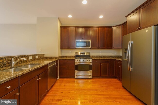 Building Photo - 8064 Criaza Branch Ct
