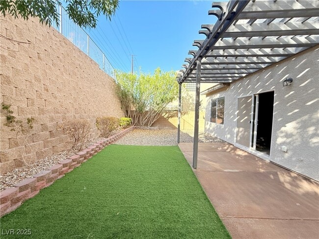 Building Photo - 2748 Drummossie Dr