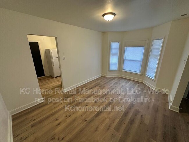 Building Photo - 4748 Eastern Ave