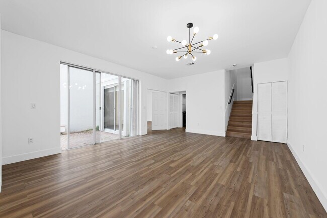 Building Photo - 1551 Seagrape Way