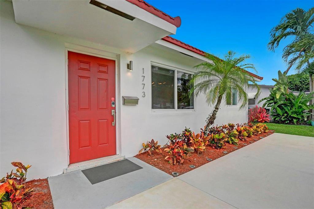 Building Photo - 1773 SW 28th Way