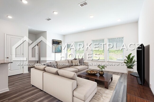 Building Photo - 124 Harpy Dr
