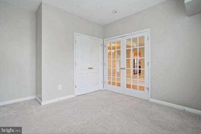 Building Photo - 13930 Greendale Dr