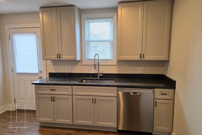 Building Photo - 1257 N 6th St