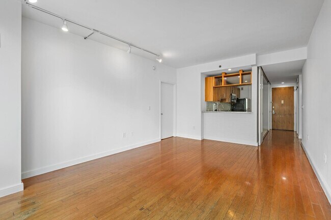 Building Photo - 20 Newport Pkwy