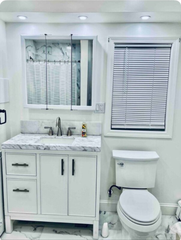 Building Photo - A1 Carlson Ct