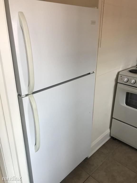 Building Photo - 719 Washington Pl