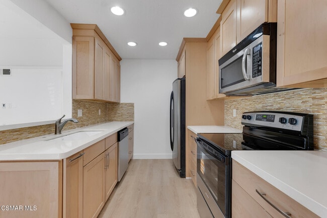 Building Photo - 1202 Landsburn Cir