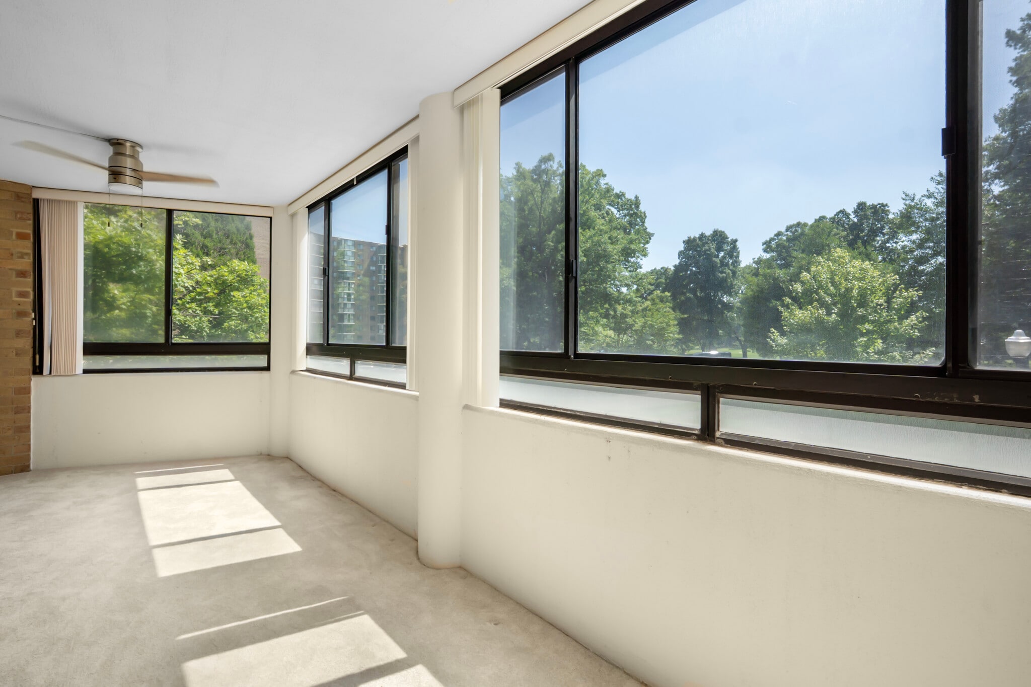 Features a Cozy Enclosed Sunroom - 15115 Interlachen Dr