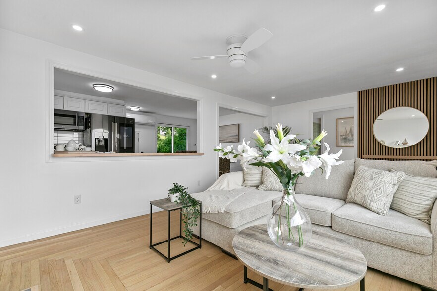 Building Photo - 792 Ocean Ave