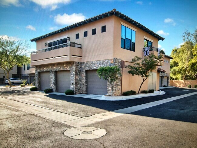 Primary Photo - 20660 N 40th St