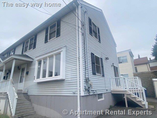 Building Photo - 66 Cedar St