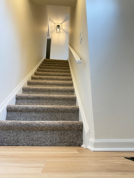 Building Photo - 713 Timber Ln