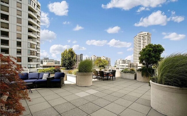 Building Photo - Seattle Heights Condominiums ~ Belltown