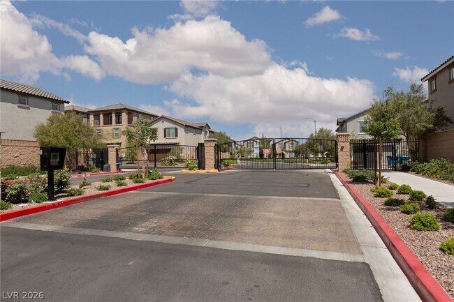 Building Photo - 8045 Skye Foxx St
