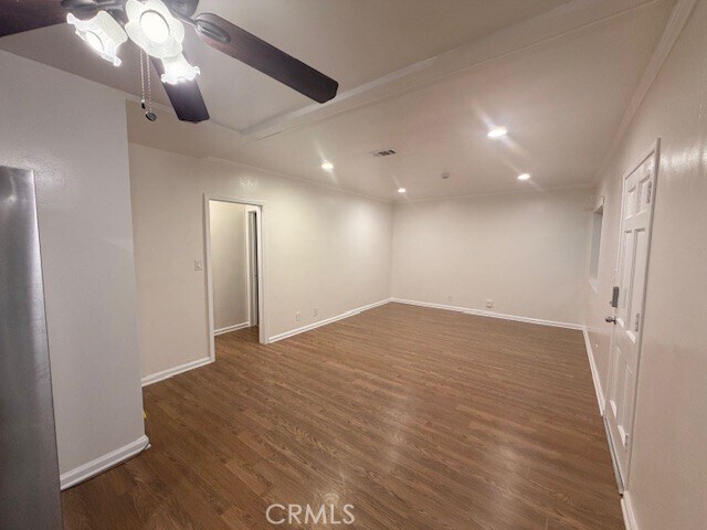 Building Photo - 1153 Justin Ave