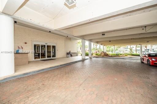 Building Photo - 20505 E Country Club Dr