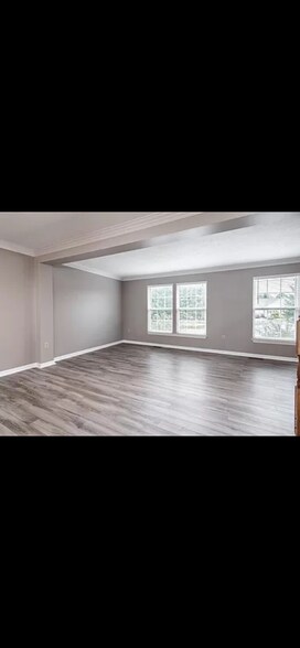 Building Photo - 81701 Lost Valley Dr