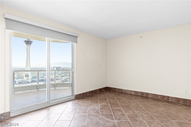 Building Photo - 322 Karen Ave