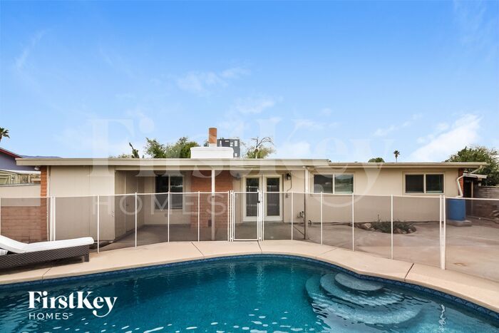 Building Photo - 9929 E Colette St