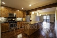 Building Photo - 2438 N Earle Dr