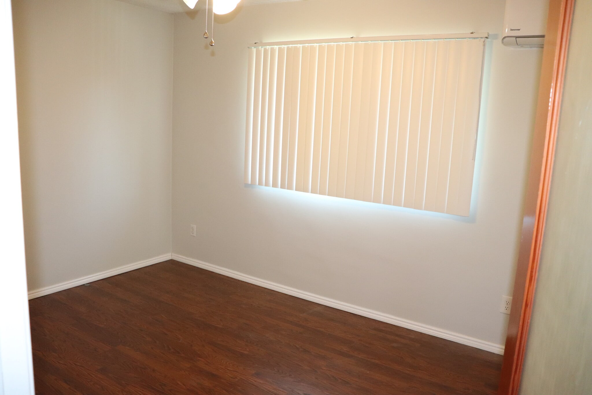 Building Photo - 4048 Baywood St