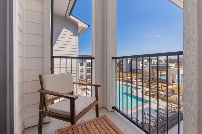 Building Photo - 1301 Leah Ave