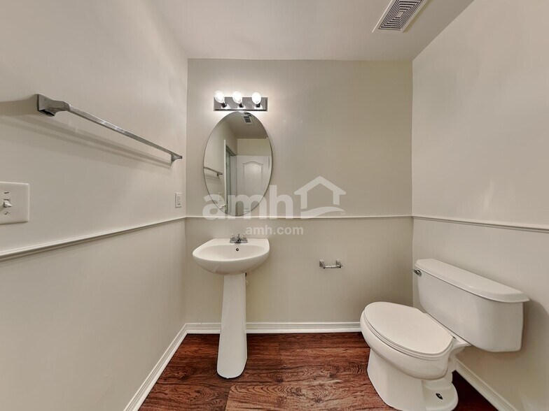 Building Photo - 12408 Lanier Islands Cir