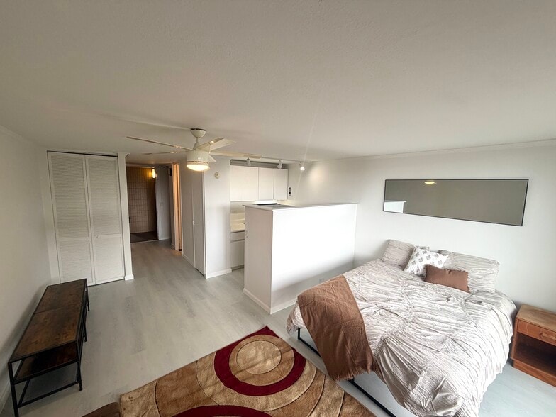 Building Photo - 1524 Pensacola St