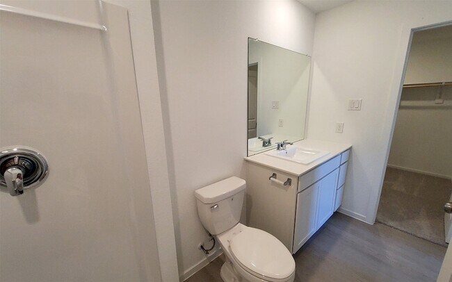 Building Photo - 26810 Scarlet Willow Dr