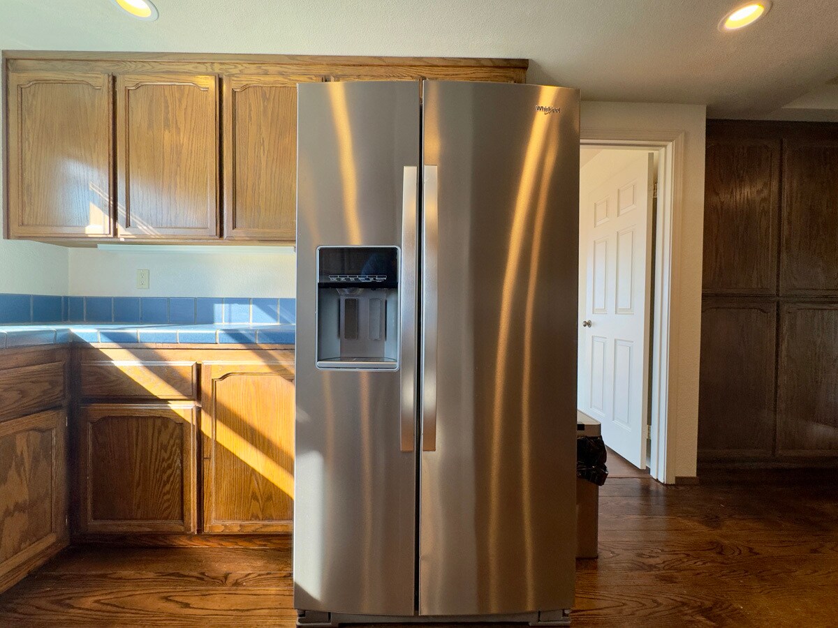 Building Photo - 2221 Pinehurst Way