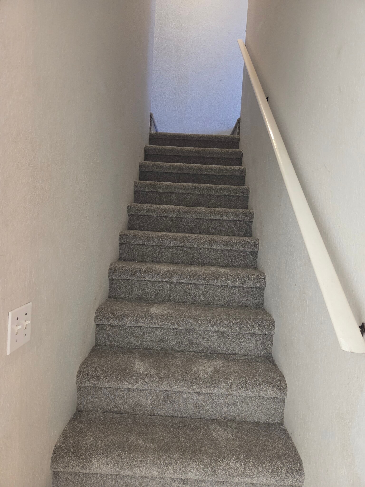 Stairs to master and den/study - 682 Green Valley Rd