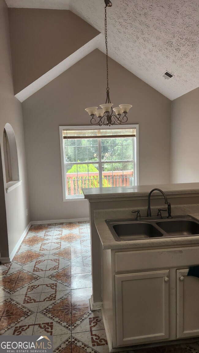 Building Photo - 927 Peel Castle Ln